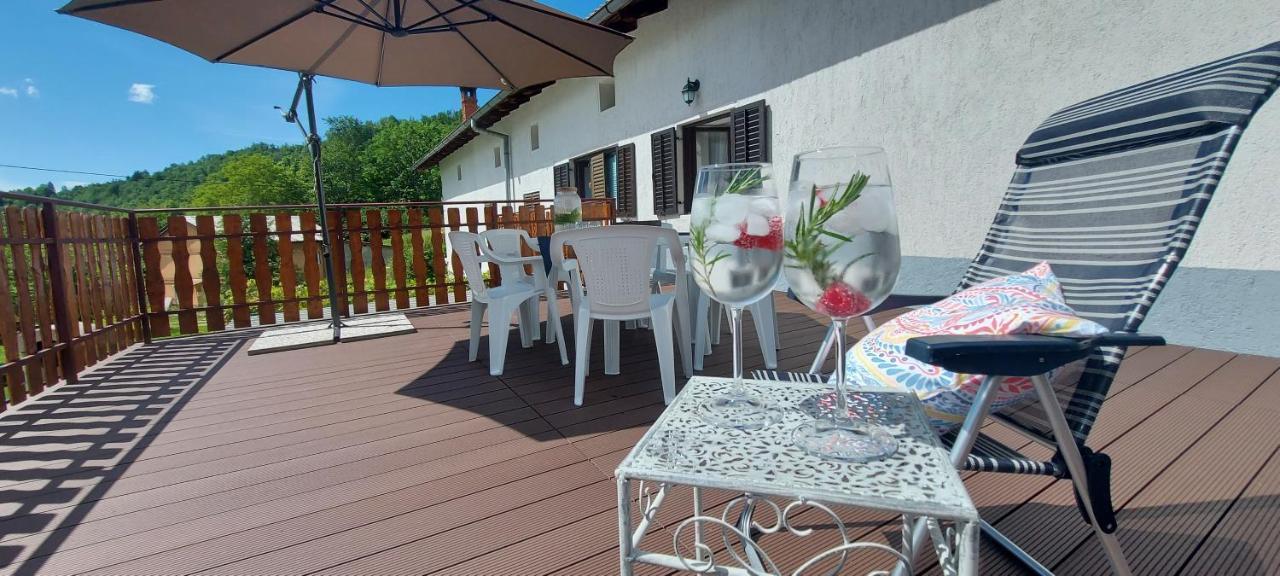 Apartma Pr' Ivani Miskorinovi Breginj Exterior foto